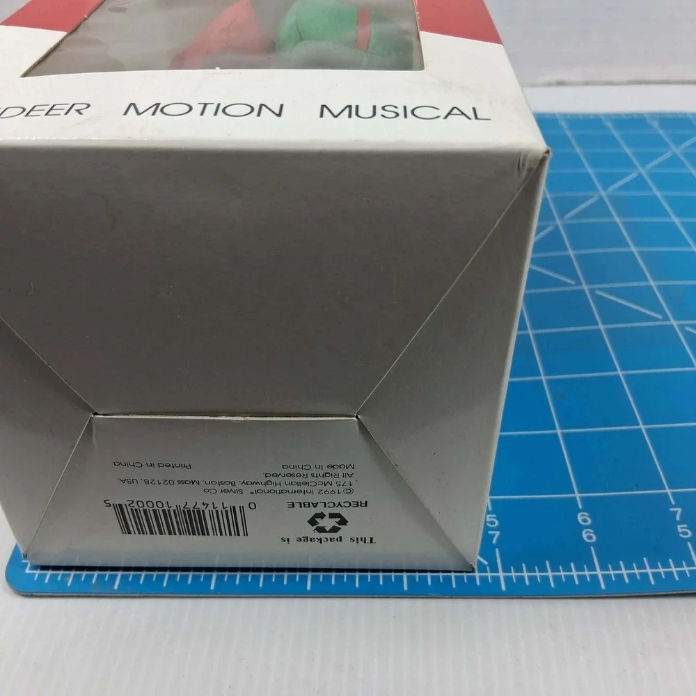 Vintage 1992 International Silver Co Reindeer Motion Musical Jingle Bells Toy